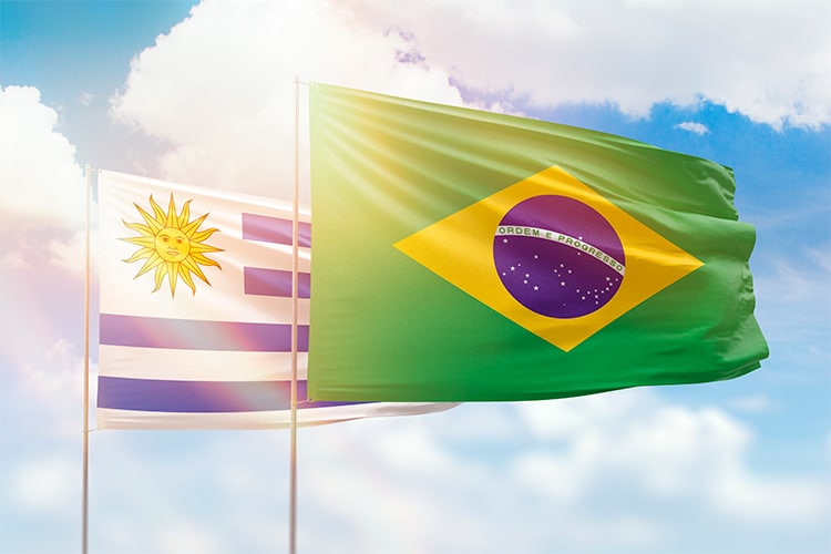 banderas brasil y uruguay