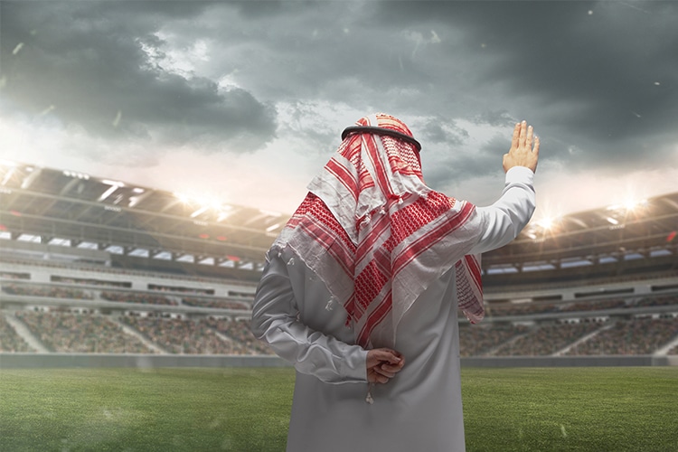 arabe en estadio de futbol